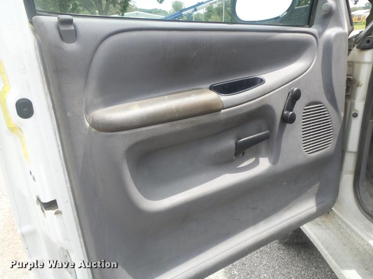 image for item DB1403 2001 Dodge Ram 2500 utility bed pickup truck