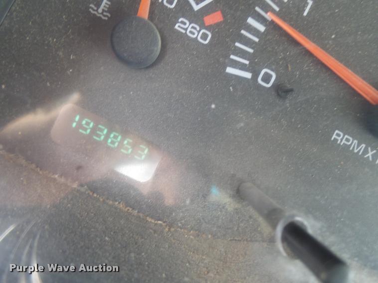 image for item DB1403 2001 Dodge Ram 2500 utility bed pickup truck