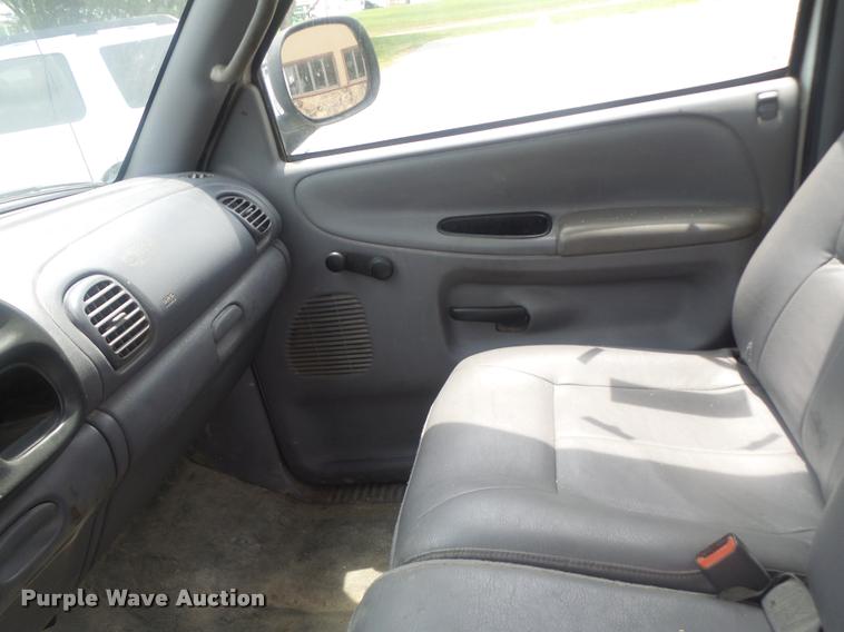 image for item DB1403 2001 Dodge Ram 2500 utility bed pickup truck