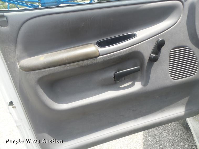 image for item DB1403 2001 Dodge Ram 2500 utility bed pickup truck