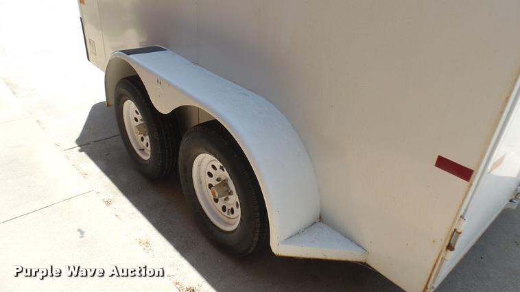 image for item DB3256 2001 WW enclosed cargo trailer