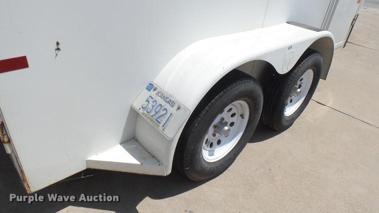 image for item DB3256 2001 WW enclosed cargo trailer