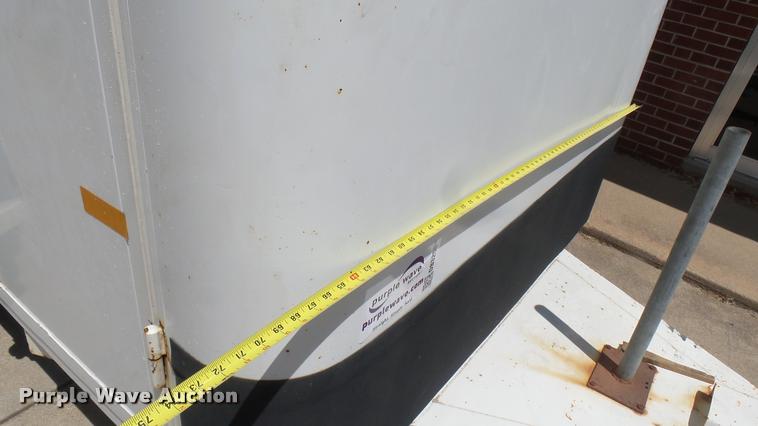 image for item DB3256 2001 WW enclosed cargo trailer