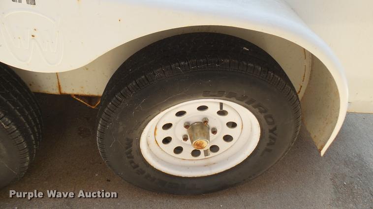 image for item DB3256 2001 WW enclosed cargo trailer