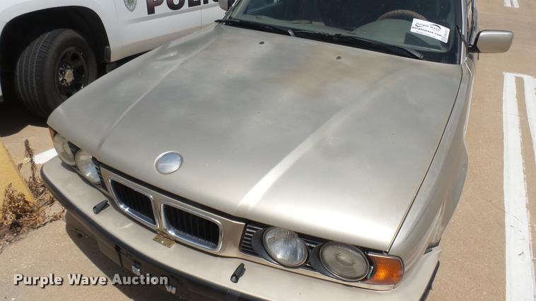 image for item DB3257 1995 BMW 5-Series 525i