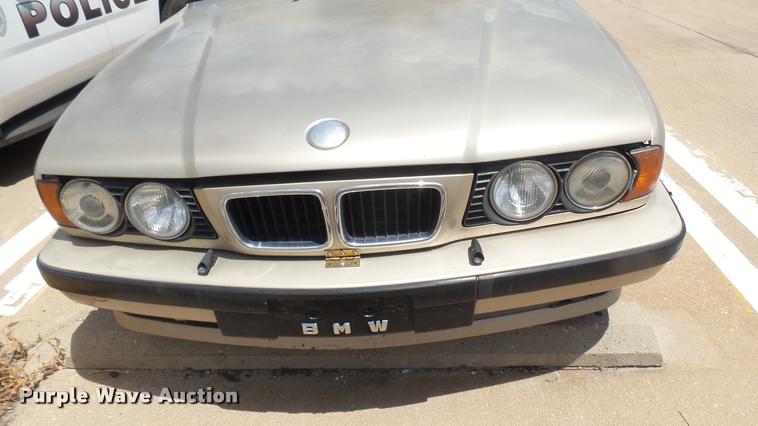 image for item DB3257 1995 BMW 5-Series 525i