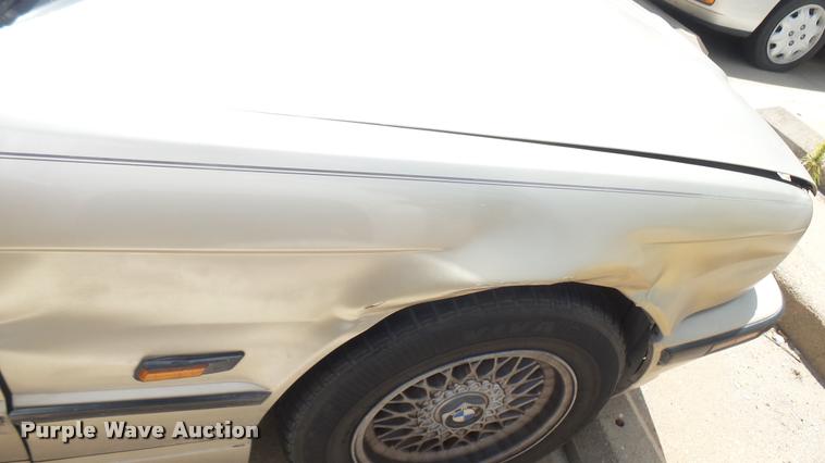 image for item DB3257 1995 BMW 5-Series 525i