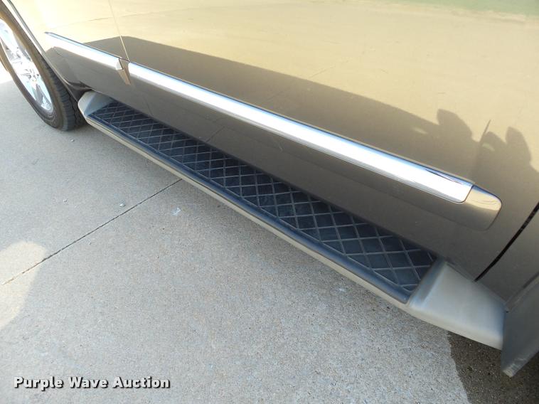 image for item DB4052 2010 Nissan Armada SUV