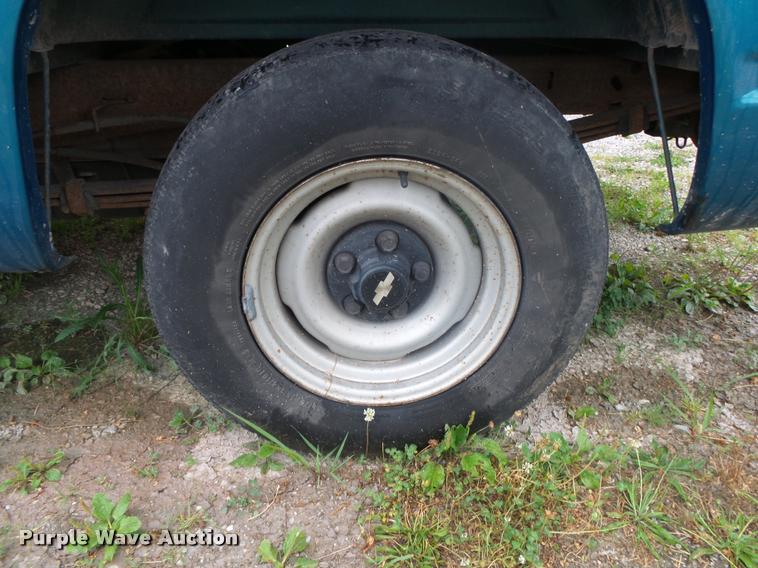 image for item DB7463 1998 Chevrolet C1500 Ext. Cab pickup truck