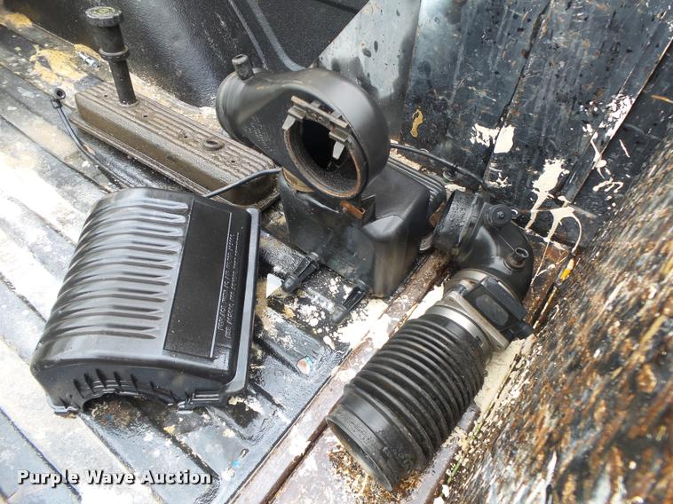 image for item DB7463 1998 Chevrolet C1500 Ext. Cab pickup truck