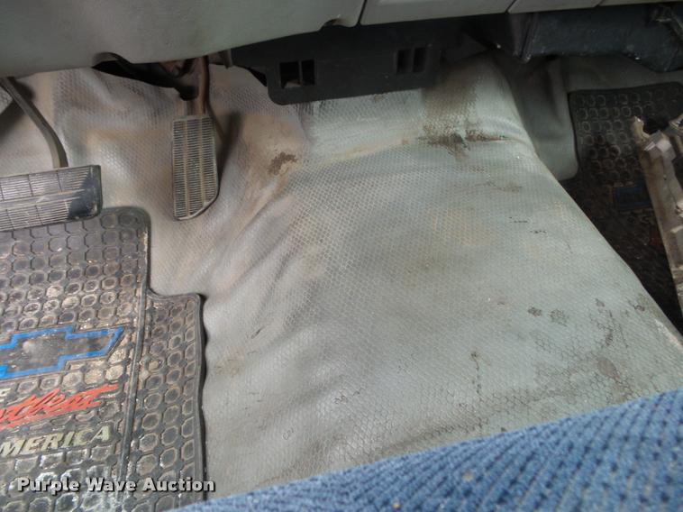 image for item DB7463 1998 Chevrolet C1500 Ext. Cab pickup truck