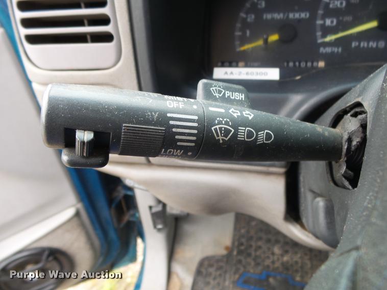 image for item DB7463 1998 Chevrolet C1500 Ext. Cab pickup truck