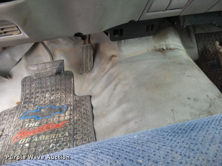 image for item DB7463 1998 Chevrolet C1500 Ext. Cab pickup truck