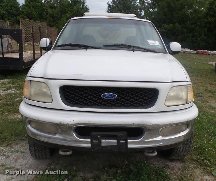 image for item DB7465 1997 Ford F150 SuperCab pickup truck