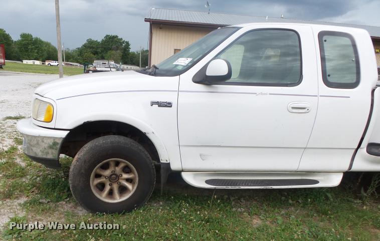 image for item DB7465 1997 Ford F150 SuperCab pickup truck