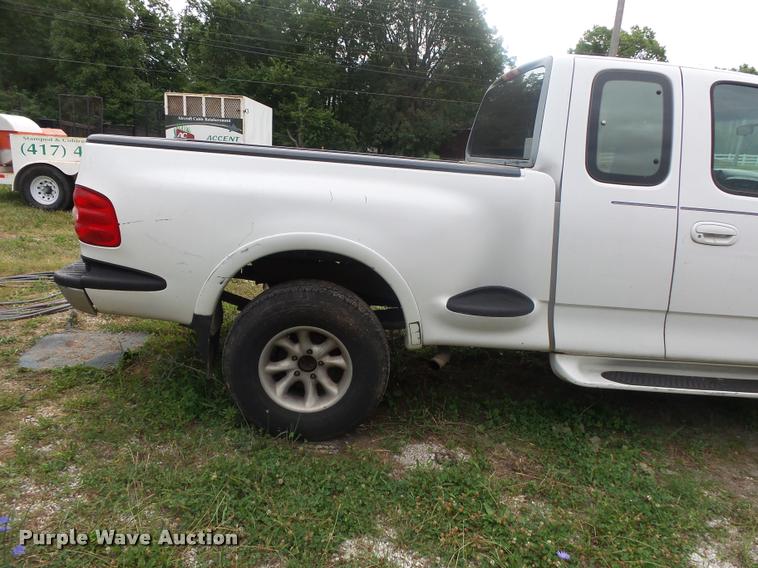 image for item DB7465 1997 Ford F150 SuperCab pickup truck