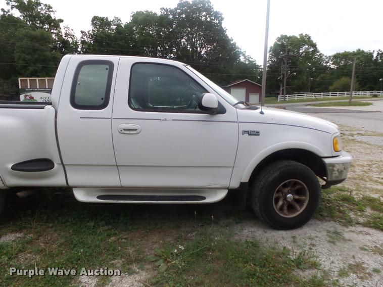 image for item DB7465 1997 Ford F150 SuperCab pickup truck