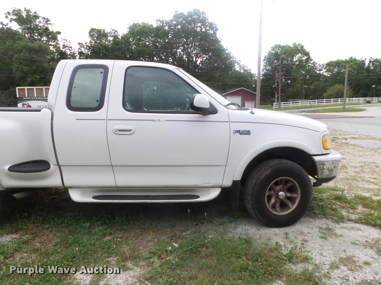 image for item DB7465 1997 Ford F150 SuperCab pickup truck