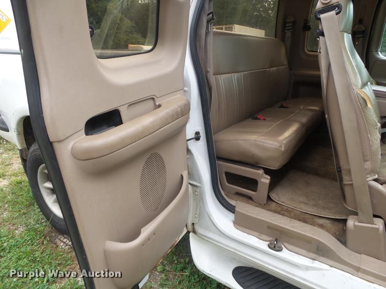 image for item DB7465 1997 Ford F150 SuperCab pickup truck