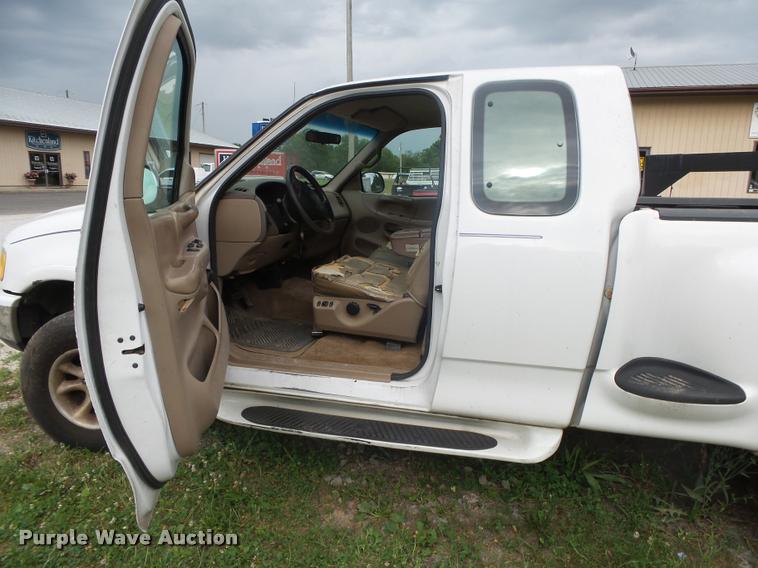 image for item DB7465 1997 Ford F150 SuperCab pickup truck