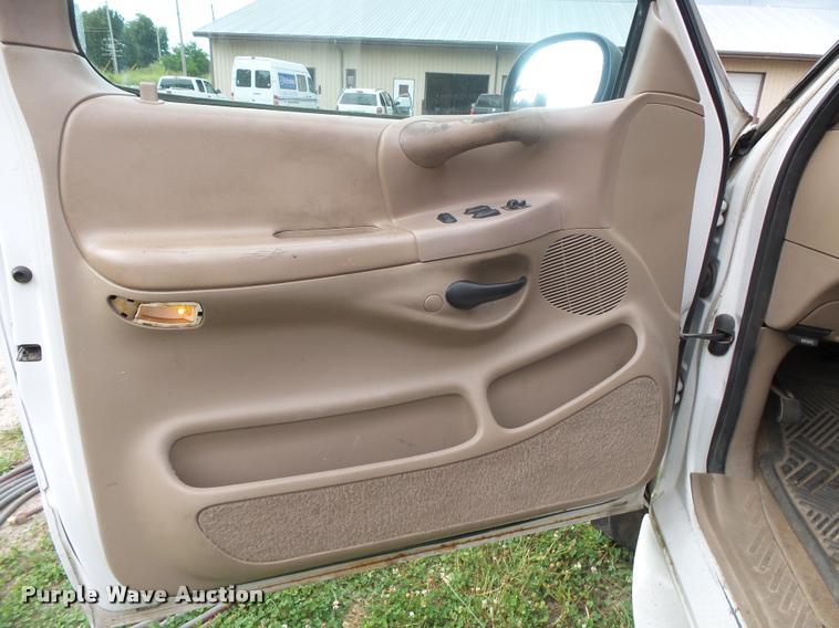 image for item DB7465 1997 Ford F150 SuperCab pickup truck