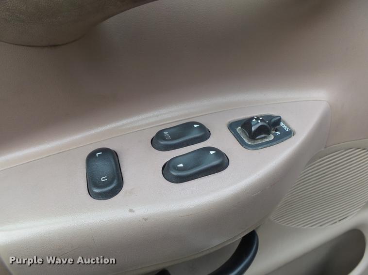 image for item DB7465 1997 Ford F150 SuperCab pickup truck