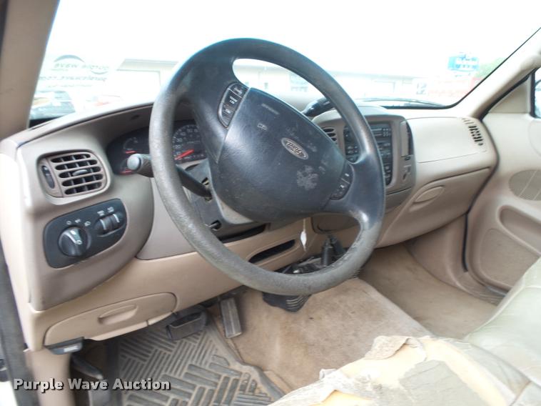 image for item DB7465 1997 Ford F150 SuperCab pickup truck