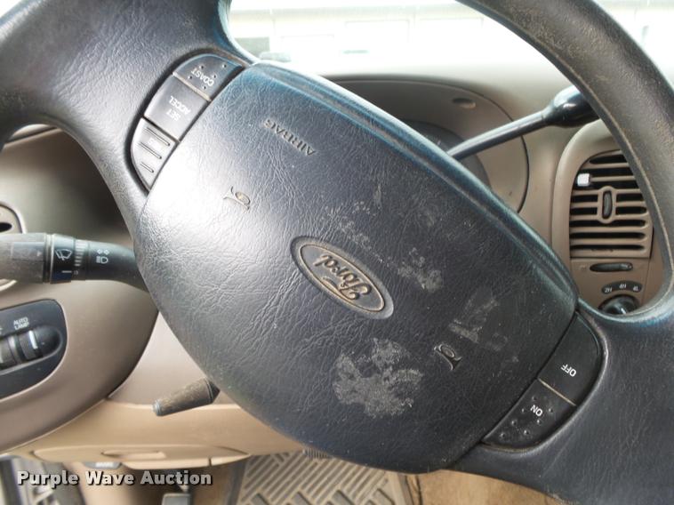 image for item DB7465 1997 Ford F150 SuperCab pickup truck