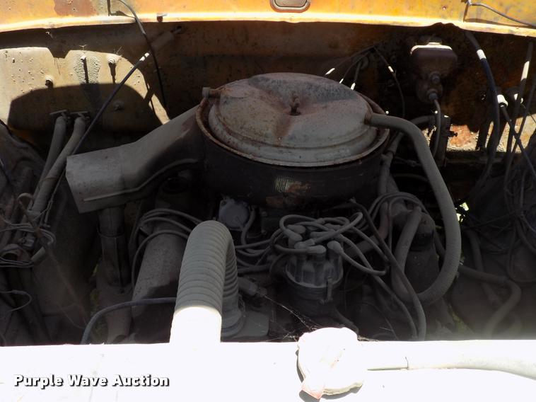 image for item DC4981 1972 Ford dump truck