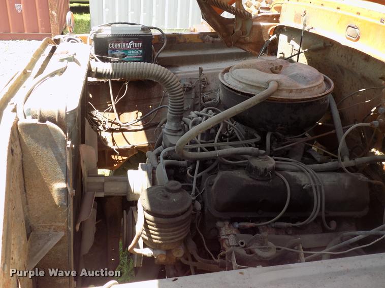 image for item DC4981 1972 Ford dump truck