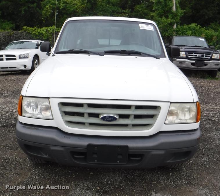 image for item DD0885 2001 Ford Ranger SuperCab pickup truck