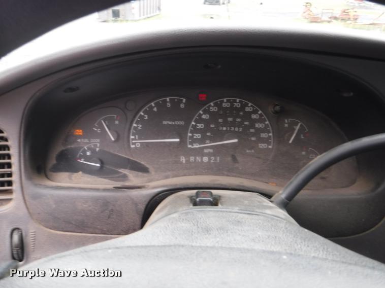 image for item DD0885 2001 Ford Ranger SuperCab pickup truck