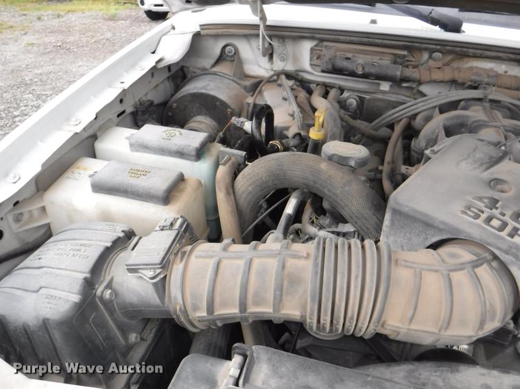 image for item DD0885 2001 Ford Ranger SuperCab pickup truck