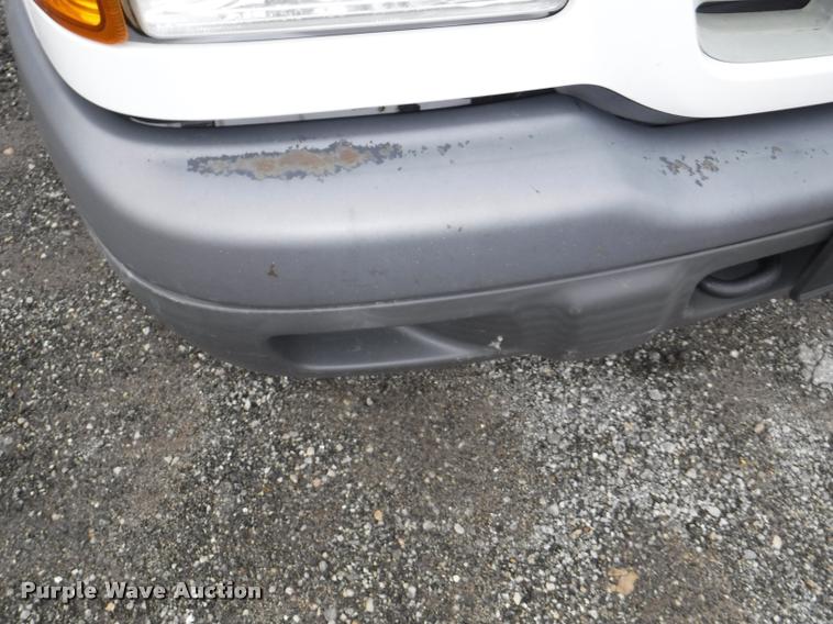 image for item DD0885 2001 Ford Ranger SuperCab pickup truck