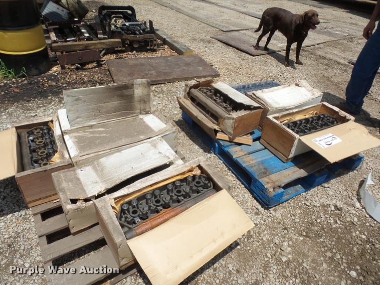 image for item DD1726 (8) Ford 7.3L V8 engine heads