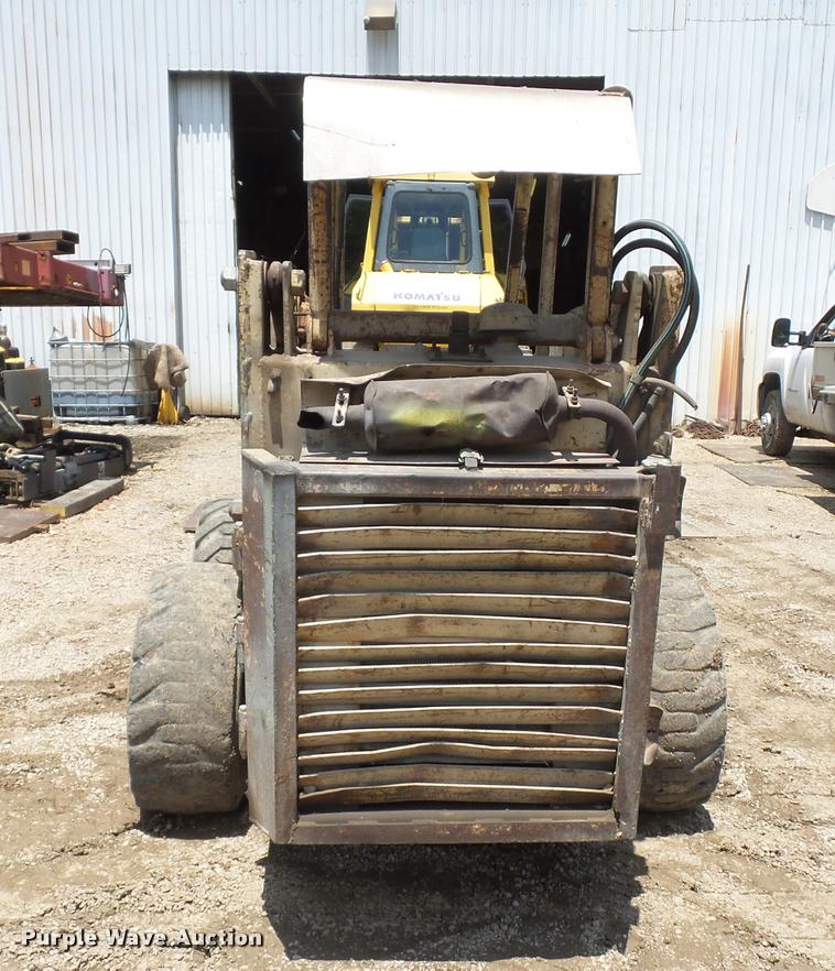 image for item DD1729 Hydra-mac 20C skid steer