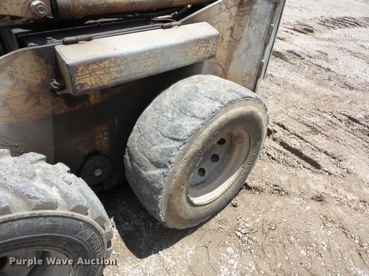 image for item DD1729 Hydra-mac 20C skid steer