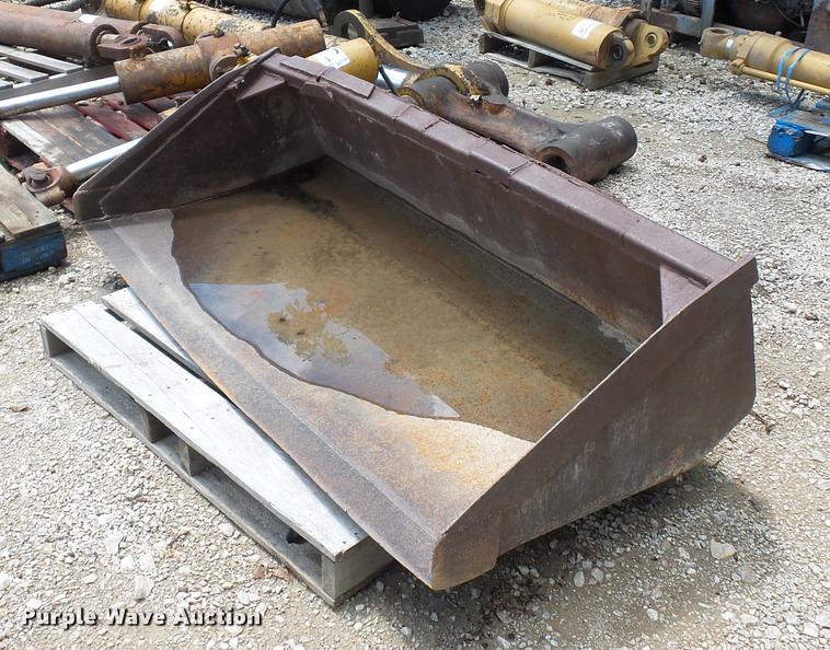 image for item DD1729 Hydra-mac 20C skid steer