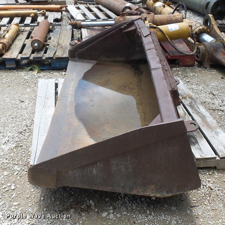 image for item DD1729 Hydra-mac 20C skid steer