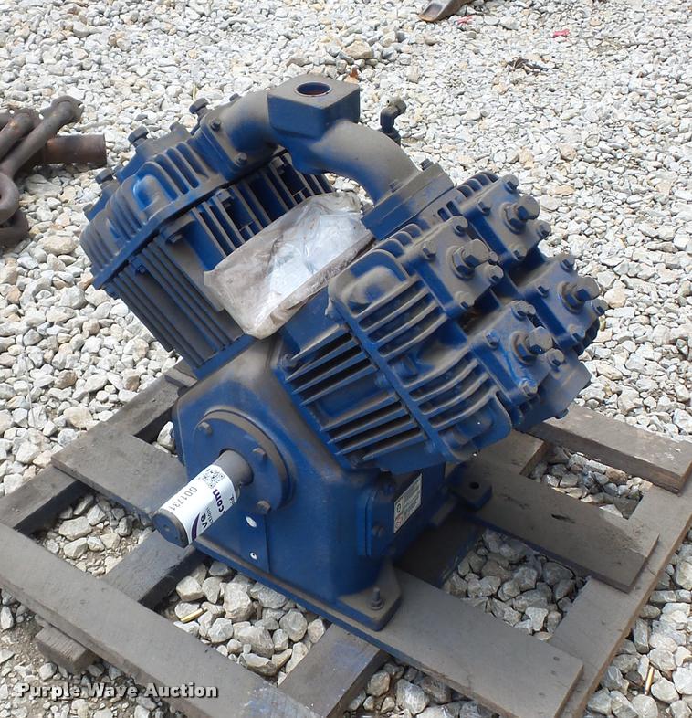 image for item DD1731 Quincy 4125 air compressor