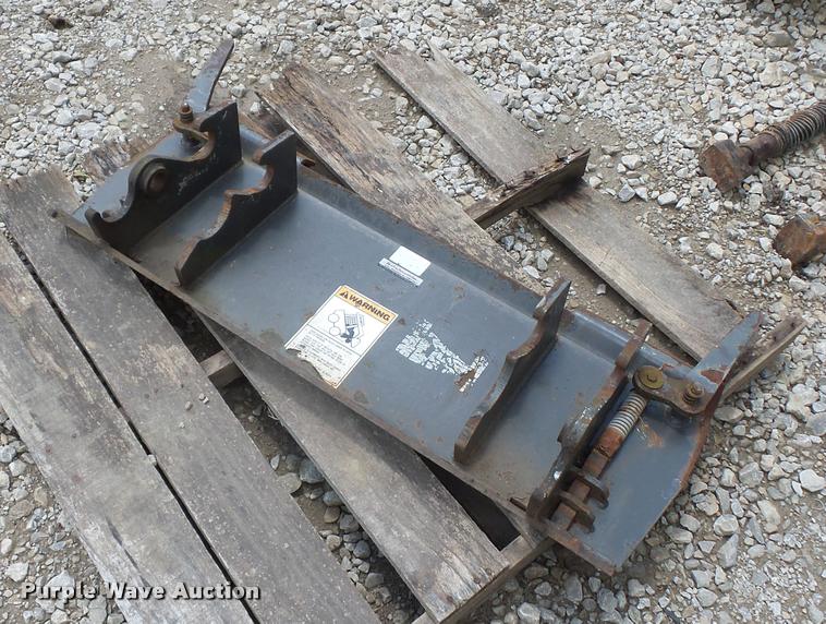 image for item DD1734 Gehl 5625 SX skid steer