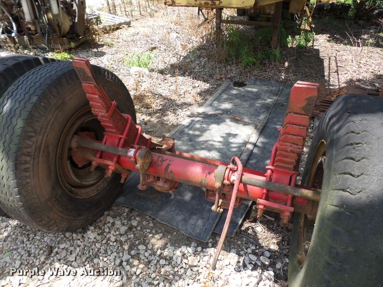 image for item DD1735 (2) trailer axles