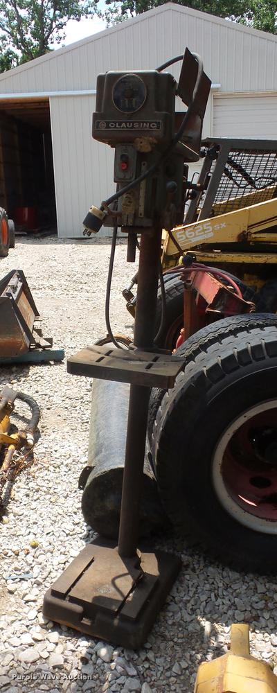 image for item DD1739 Clausing 1640 drill press
