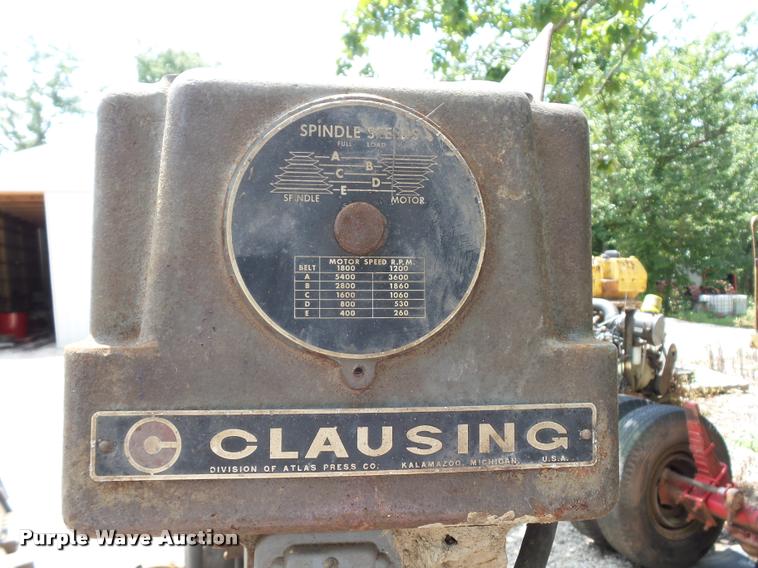 image for item DD1739 Clausing 1640 drill press