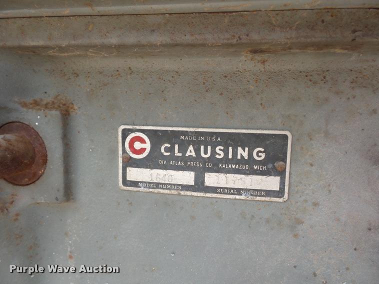 image for item DD1739 Clausing 1640 drill press