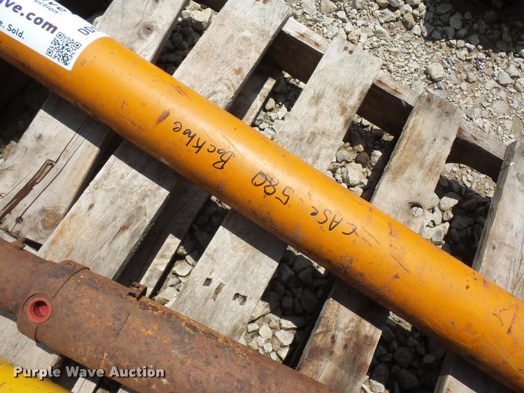 image for item DD1743 (3) Case 580 backhoe hydraulic cylinder
