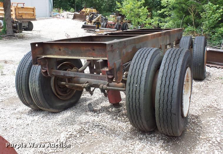 image for item DD1746 Trailer axles and frame