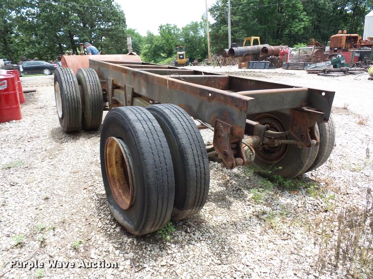 image for item DD1746 Trailer axles and frame