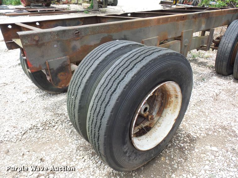 image for item DD1746 Trailer axles and frame