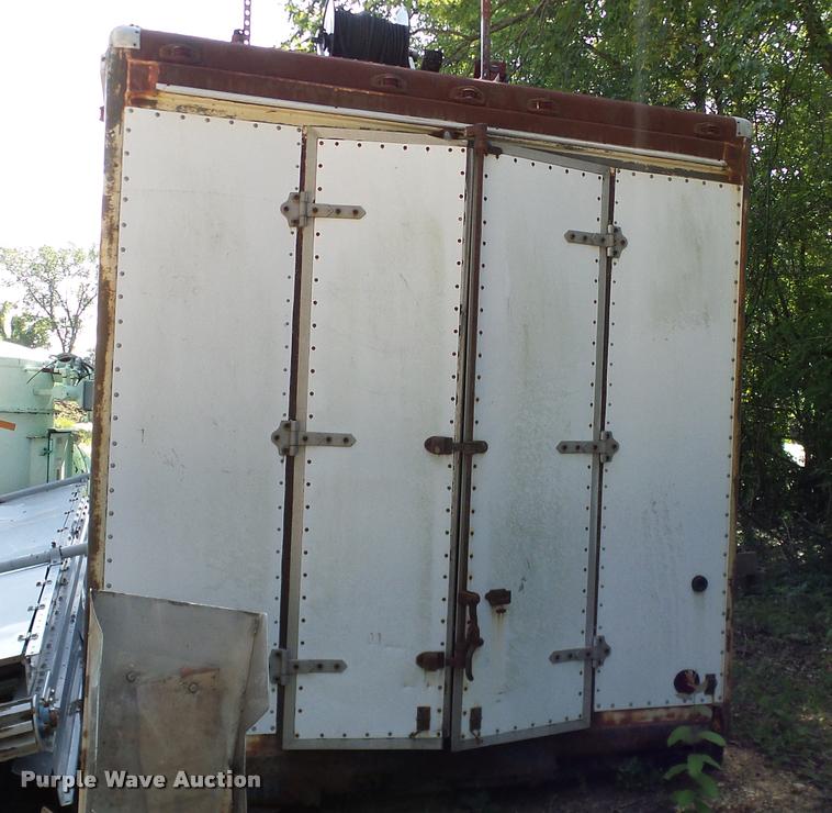 image for item DG9764 Paramount box bed